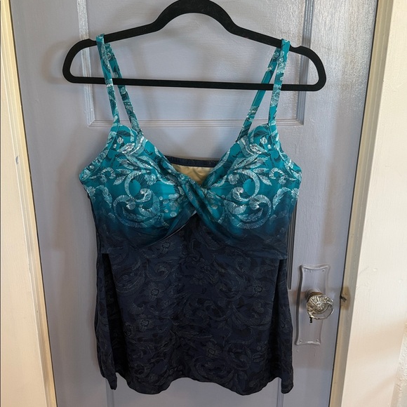 Miraclesuit Teal and Navy Camisole - Picture 1 of 5
